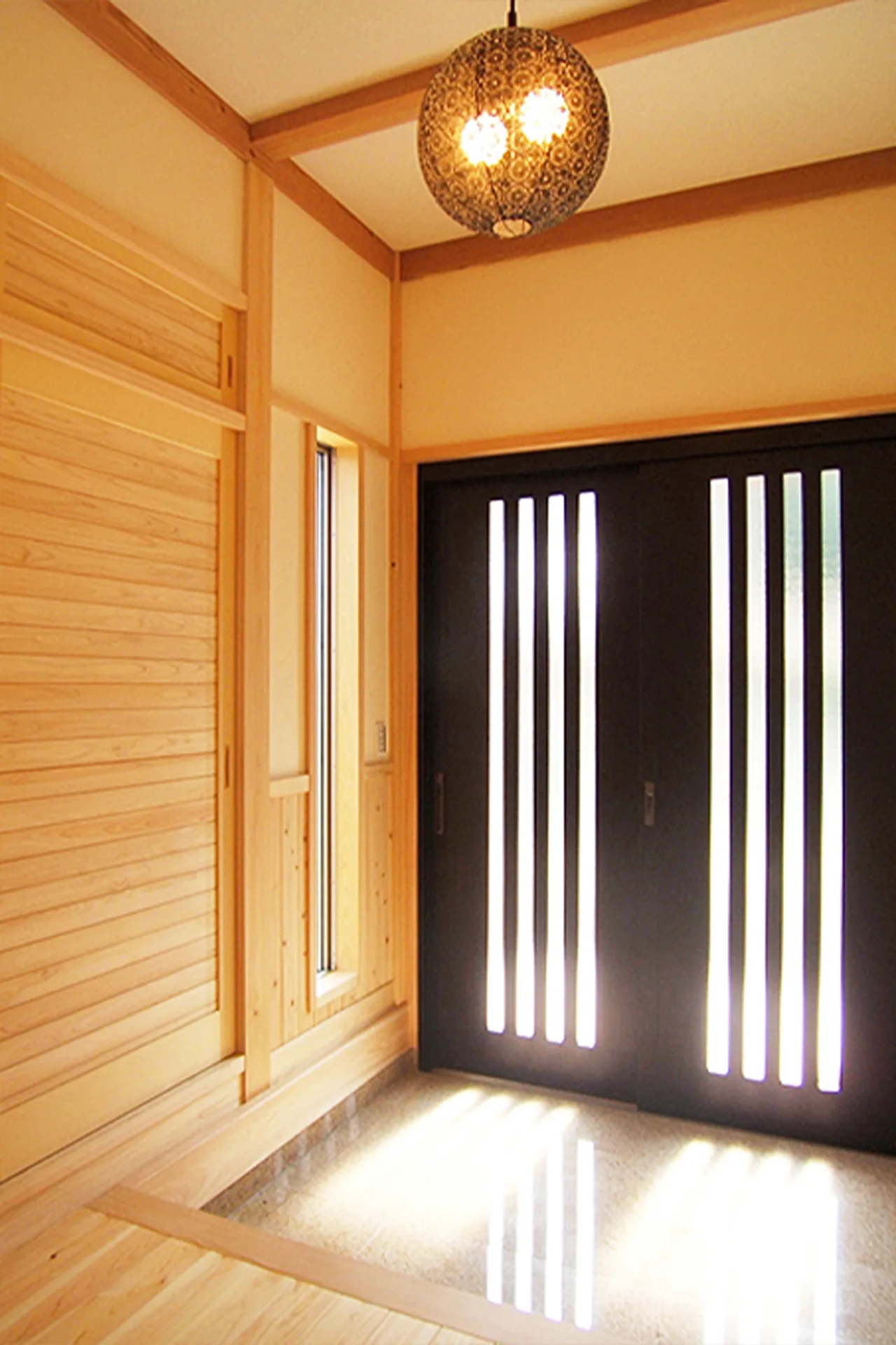 Natulife Homes施工事例｜桧無垢板フローリング採用の自然素材あふれる家