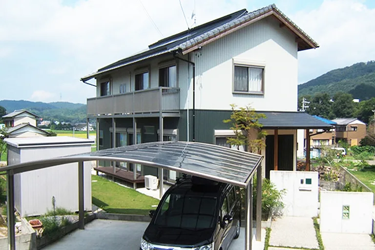 Natulife Homes施工事例｜桧無垢板フローリング採用の自然素材あふれる家