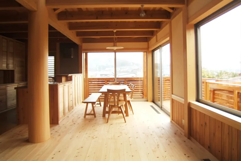 Natulife Homes施工事例｜自然と調和する開放的なLDKの家