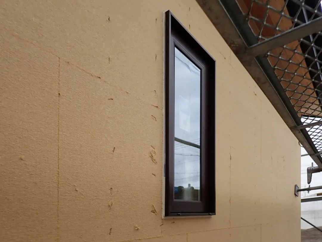 Natulife Homes｜施工日記｜新築工事・豊川市H様邸｜外壁に断熱材「ECO断ウォール」を施工しました