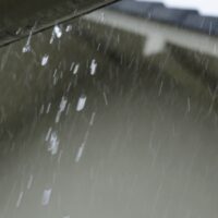 【家づくりコラム｜住宅性能・断熱】線状降水帯・大雨に強い家とは｜エコボードの耐水性・透湿性・遮音性
